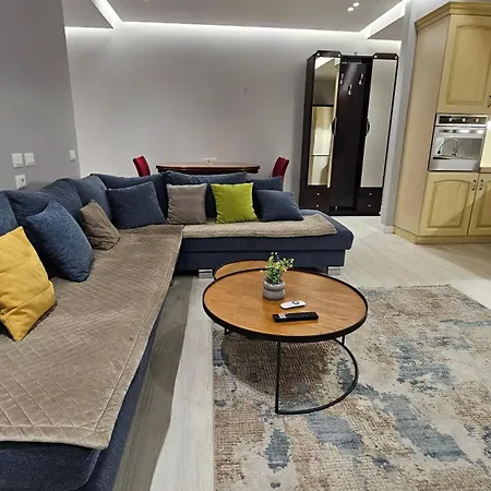 Xplore Apartment *